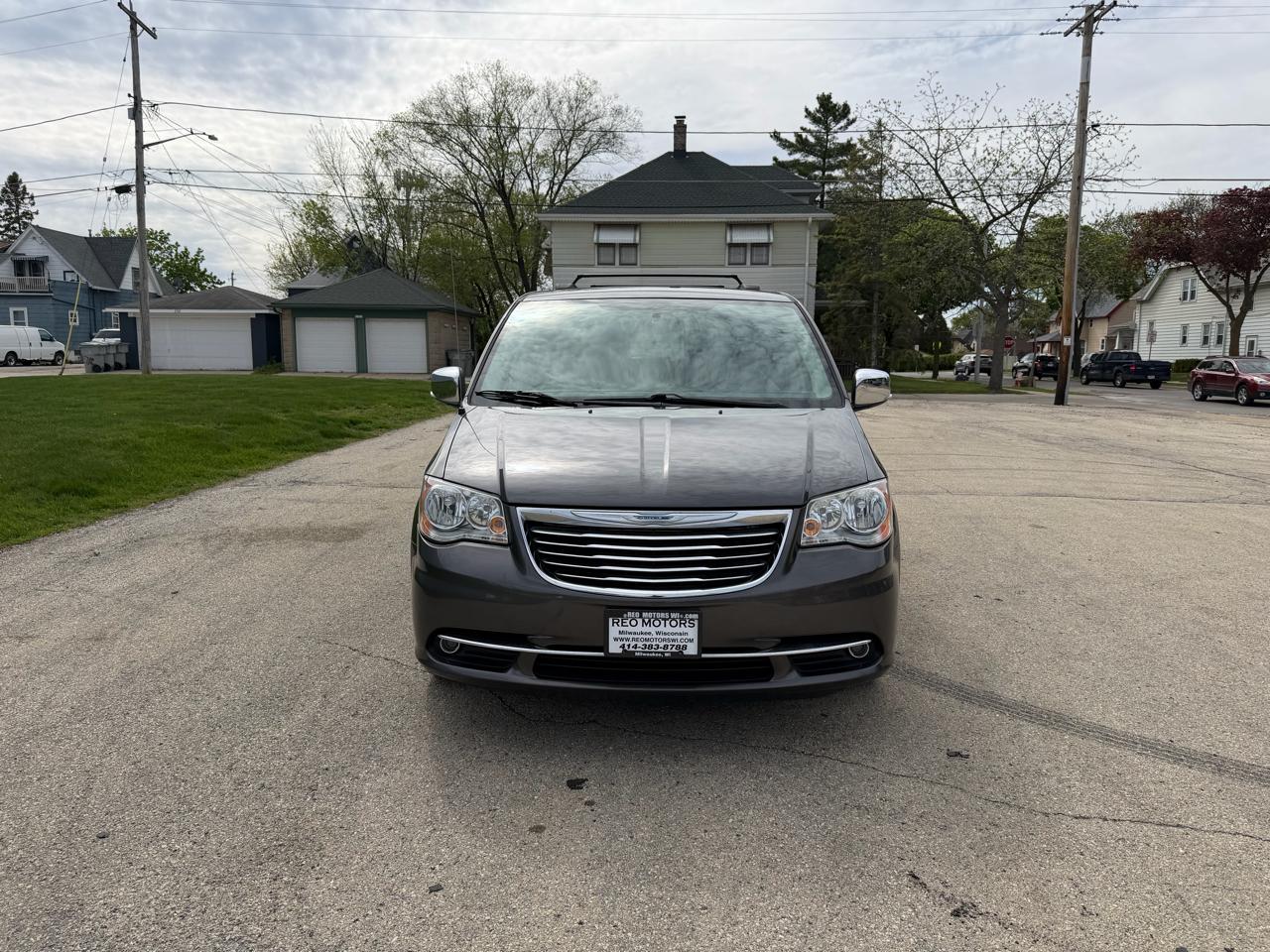 chrysler town & country 2015 2C4RC1CG2FR742086 image chrysler town & country 2015 2C4RC1CG2FR742086 image
